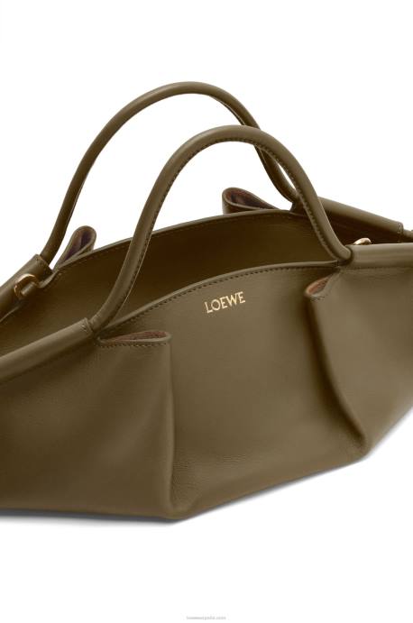 Loewe mujer bolso paseo pequeño de piel de becerro napa brillante LP64353 verde caqui oscuro