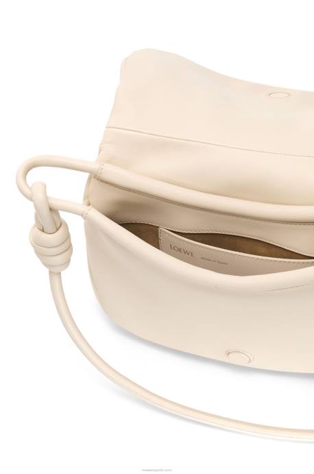 Loewe mujer bolso satchel paseo de piel de becerro napa brillante LP64336 angora