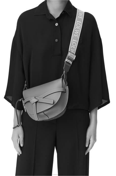 Loewe mujer bolso gate pequeño en suave piel de becerro y jacquard LP64254 broncearse