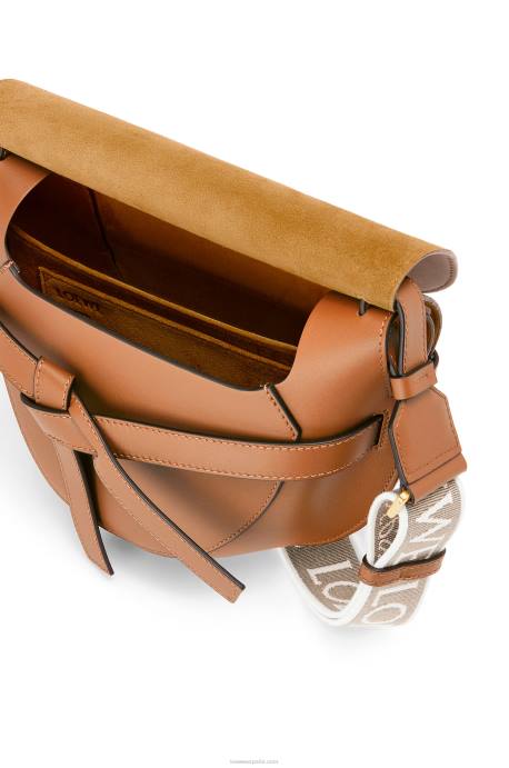 Loewe mujer bolso gate pequeño en suave piel de becerro y jacquard LP64254 broncearse