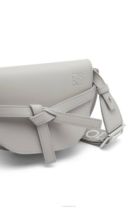 Loewe mujer bolso mini gate dual de suave piel de becerro y jacquard LP64195 Perla gris