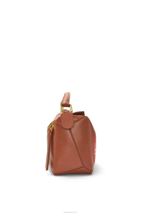 Loewe mujer Bolso puzzle calcifer pequeño de piel de becerro satinada LP64442 óxido