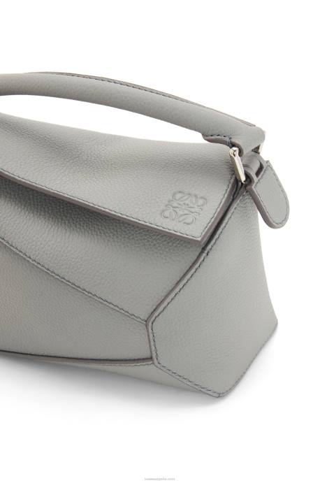 Loewe mujer bolso mini puzzle edge de suave piel de becerro granulada LP64198 Perla gris