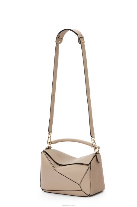 Loewe mujer bolso puzzle de suave piel de becerro graneada LP64409 arena