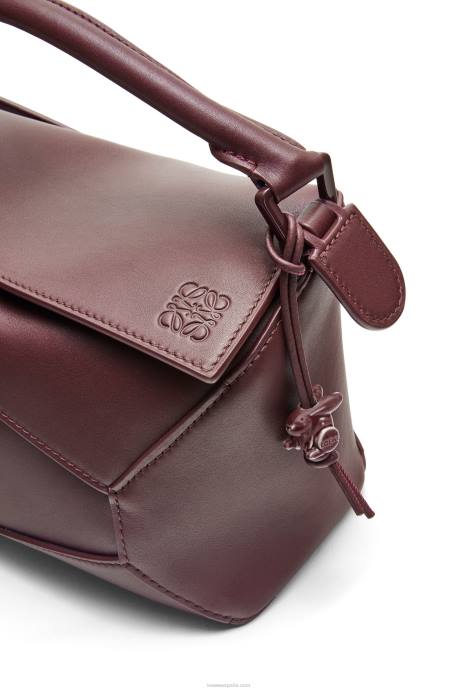 Loewe mujer bolso puzzle edge pequeño de piel de becerro satinada LP64274 glaseado de sang de boeuf