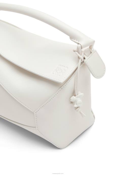 Loewe mujer bolso puzzle edge pequeño de piel de becerro satinada LP64435 esmalte blanco
