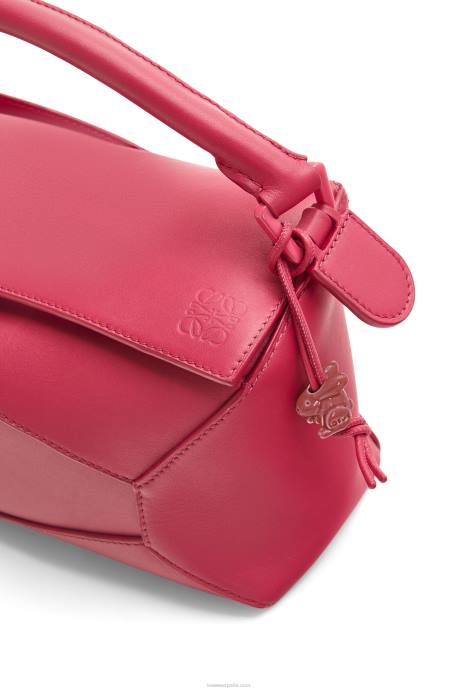 Loewe mujer bolso puzzle edge pequeño de piel de becerro satinada LP64436 esmalte rojo rubí