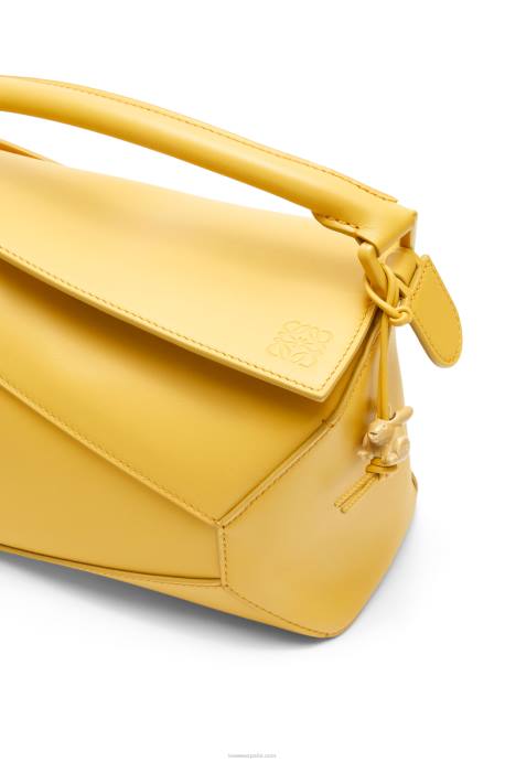 Loewe mujer bolso puzzle edge pequeño de piel de becerro satinada LP64530 glaseado amarillo pálido