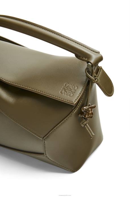 Loewe mujer bolso puzzle edge pequeño de piel de becerro satinada LP64536 glaseado de polvo de té