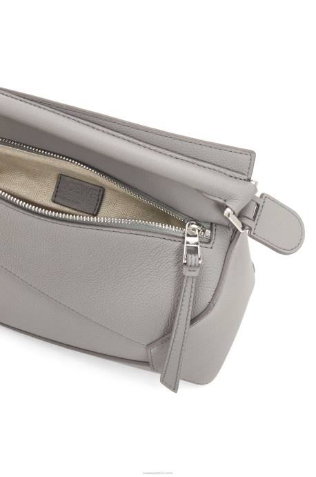 Loewe mujer bolso puzzle edge pequeño de suave piel de becerro graneada LP64366 Perla gris