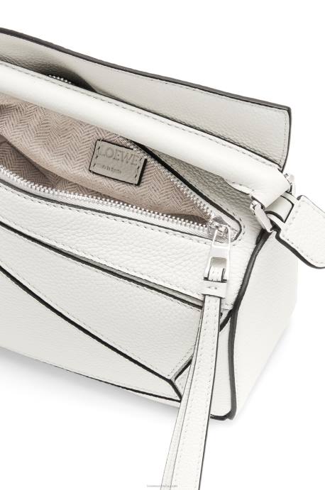 Loewe mujer bolso puzzle mini de suave piel de becerro granulada LP64203 blanco suave