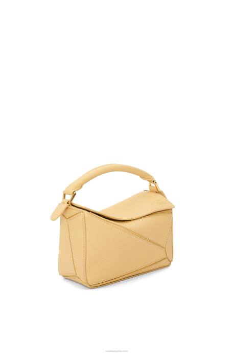 Loewe mujer bolso puzzle mini de suave piel de becerro granulada LP64234 mantequilla oscura