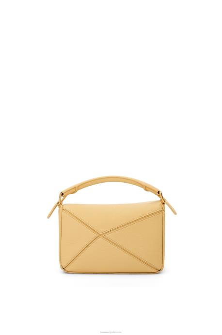 Loewe mujer bolso puzzle mini de suave piel de becerro granulada LP64234 mantequilla oscura