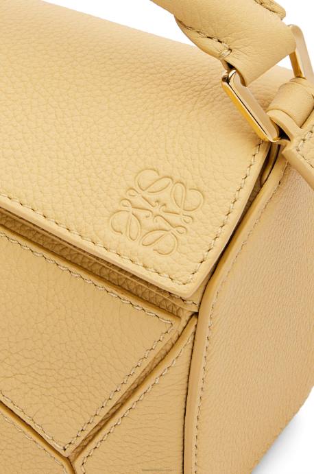 Loewe mujer bolso puzzle mini de suave piel de becerro granulada LP64234 mantequilla oscura