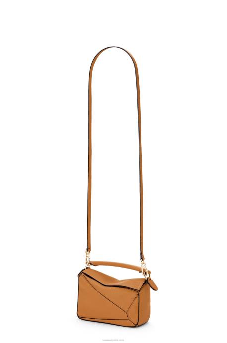 Loewe mujer bolso puzzle mini de suave piel de becerro granulada LP64299 caramelo ligero
