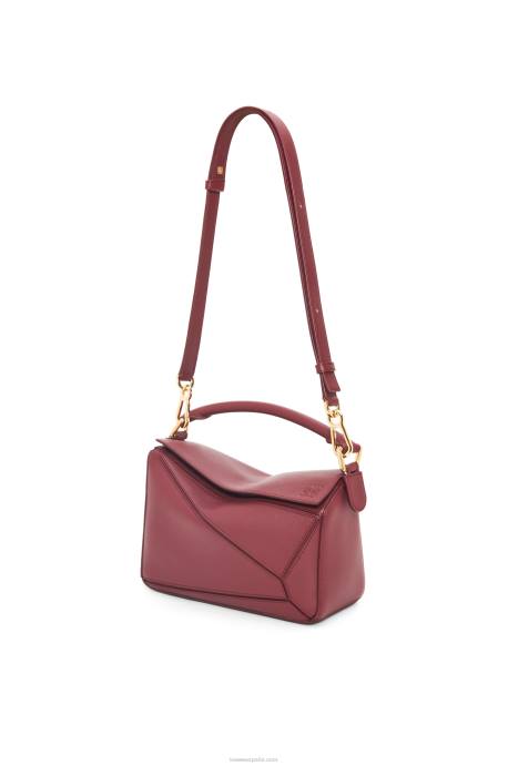 Loewe mujer bolso puzzle pequeño de piel de becerro clásica LP64544 baya silvestre