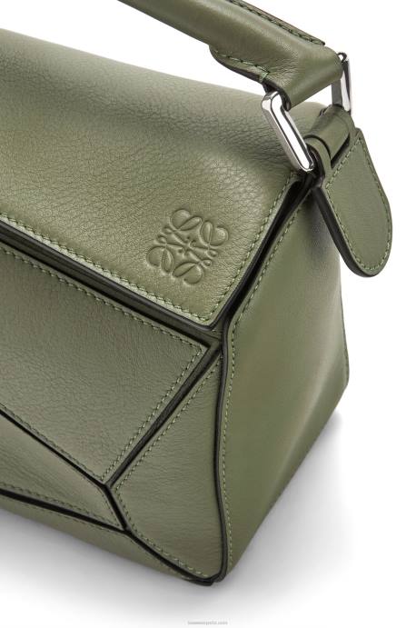 Loewe mujer bolso puzzle pequeño de piel de becerro clásica LP64545 aguacate verde