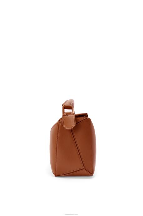 Loewe mujer bolso puzzle pequeño de piel de becerro satinada LP64470 pacana