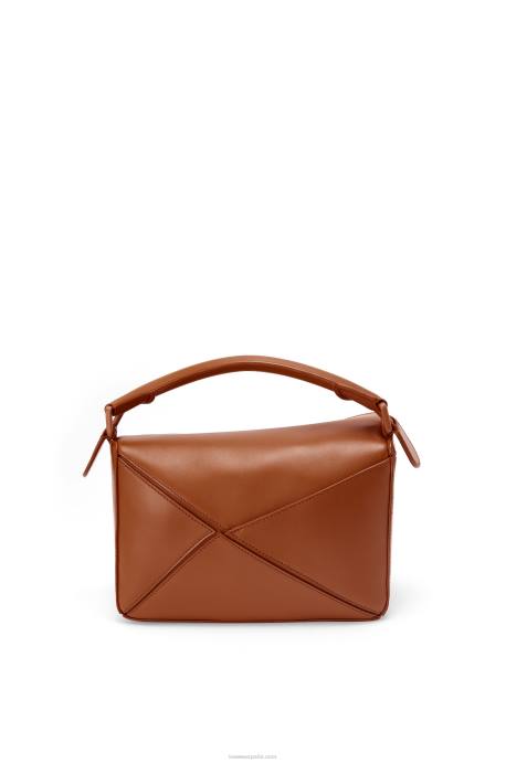 Loewe mujer bolso puzzle pequeño de piel de becerro satinada LP64470 pacana