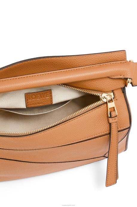Loewe mujer bolso puzzle pequeño de suave piel de becerro granulada LP64368 caramelo ligero