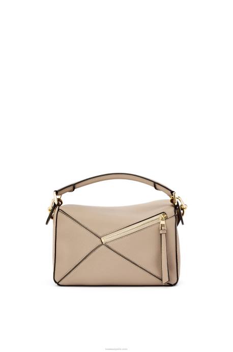 Loewe mujer bolso puzzle pequeño de suave piel de becerro granulada LP64397 arena