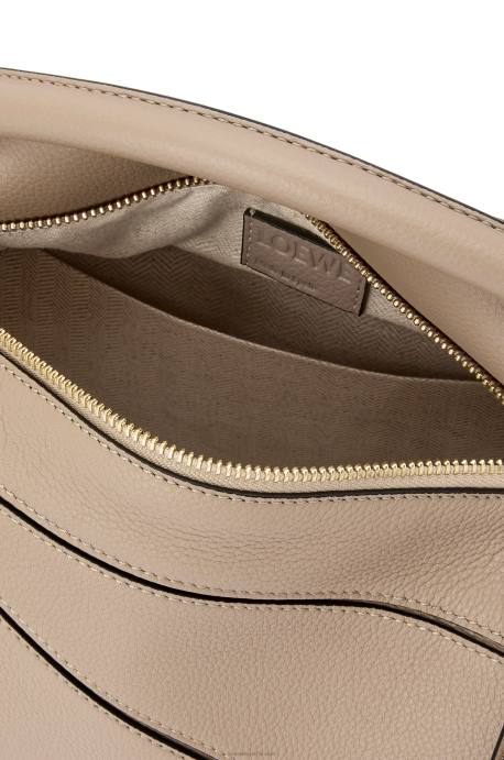 Loewe mujer bolso puzzle pequeño de suave piel de becerro granulada LP64397 arena