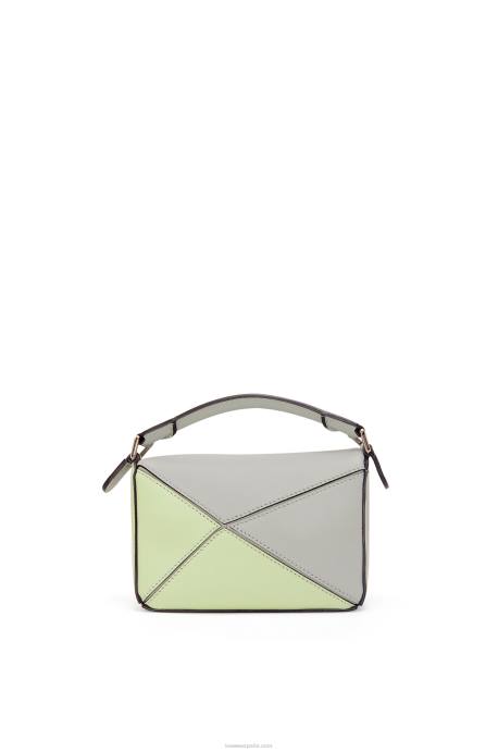 Loewe mujer minibolso puzzle de piel de becerro clásica LP64257 gris ceniza/celadón claro