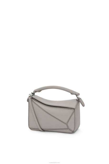 Loewe mujer minibolso puzzle de piel de becerro clásica LP64314 Perla gris
