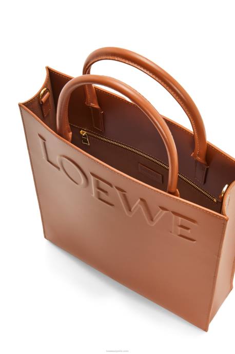 Loewe mujer tote a4 estándar en piel de becerro elegante LP64115 broncearse