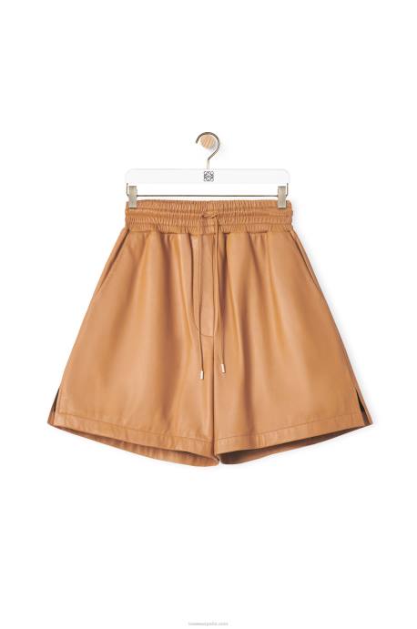 Loewe mujer shorts de napa de cordero LP641123 caramelo