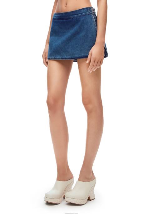 Loewe mujer shorts vaqueros con anagrama LP641168 azul medio