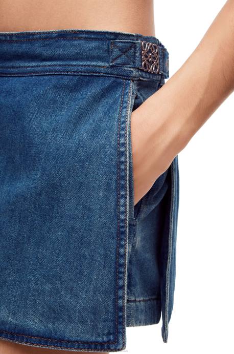 Loewe mujer shorts vaqueros con anagrama LP641168 azul medio