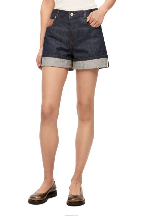 Loewe mujer shorts vaqueros con vuelta LP641165 mezclilla cruda