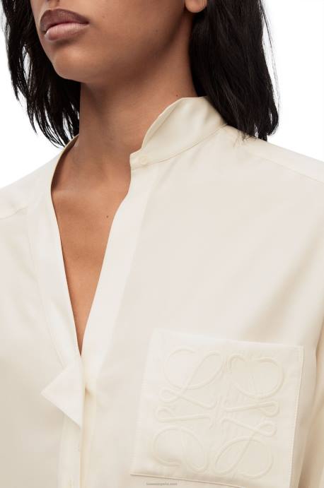 Loewe mujer camisa asimétrica de seda LP64925 Marfil