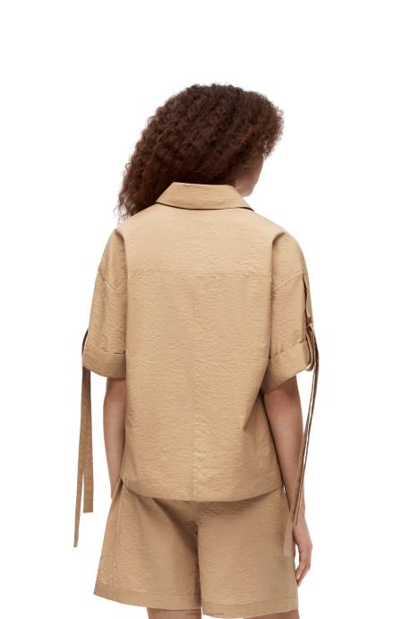 Loewe mujer camisa corta de trabajo de algodón LP64864 taos gris pardo