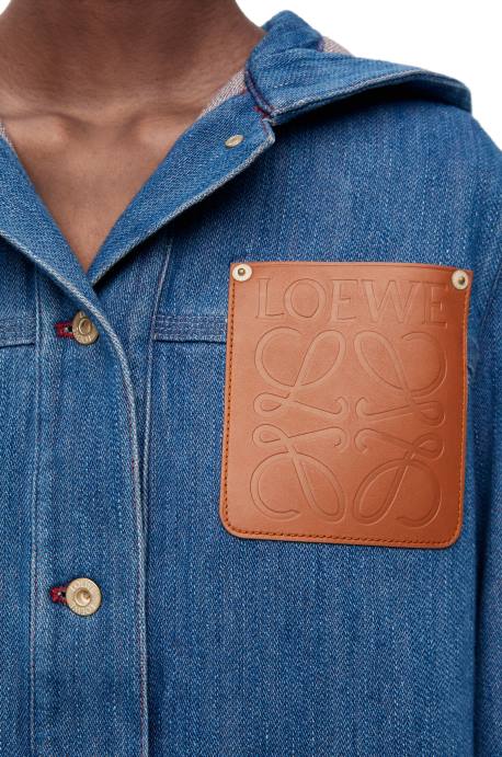 Loewe mujer Chaqueta corta de trabajo en denim LP641162 azul rojo