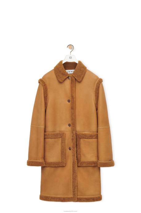 Loewe mujer abrigo de piel de oveja LP641122 caramelo