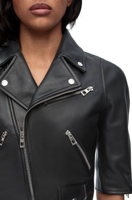 Loewe mujer cazadora biker corta de napa LP641116 negro
