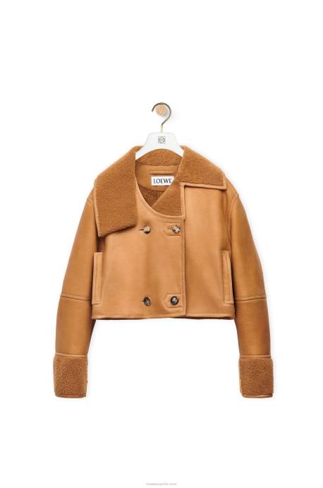 Loewe mujer chaqueta deconstruida de borrego LP641130 desierto/burdeos