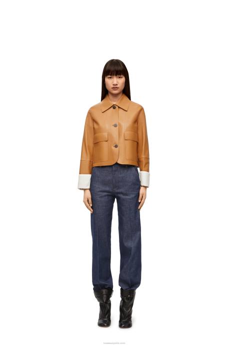 Loewe mujer chaqueta vuelta de piel de cordero napa LP641133 cálido desierto