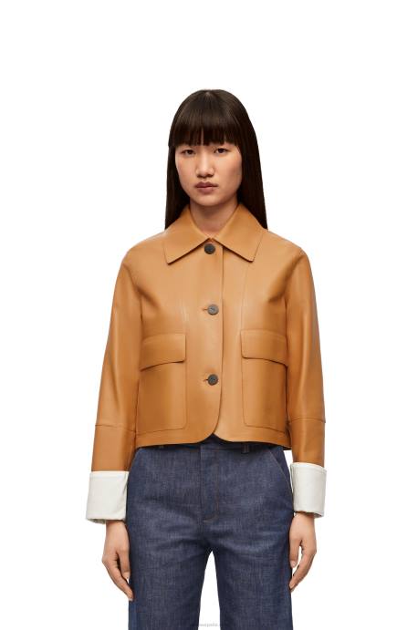 Loewe mujer chaqueta vuelta de piel de cordero napa LP641133 cálido desierto