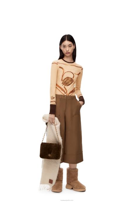 Loewe mujer top con estampado de flores en malla LP64928 beige claro/marrón