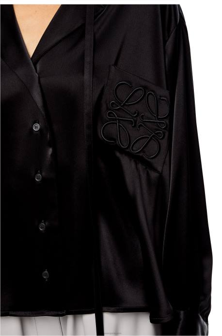 Loewe mujer Blusa de satén con anagrama bordado LP64953 negro