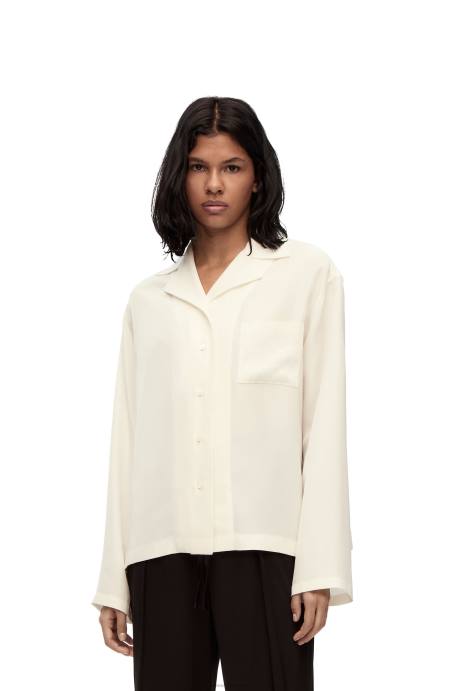 Loewe mujer blusa de pijama con anagrama en seda LP64910 Marfil