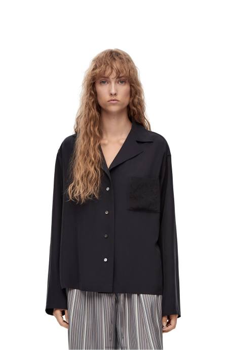 Loewe mujer blusa de pijama con anagrama en seda LP64927 azul profundo