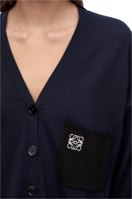 Loewe mujer Cárdigan de lana con bolsillo con anagrama LP64986 Azul marino