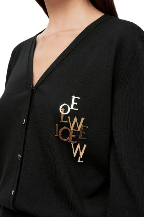Loewe mujer cárdigan de lana con charm LP64960 negro