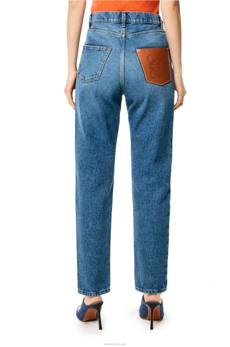 Loewe mujer Vaqueros tapered con bolsillo con anagrama en denim lavado a la piedra LP641200 mezclilla azul