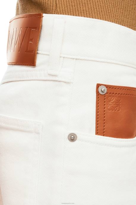 Loewe mujer jeans subidos de pescador en denim LP641173 blanco