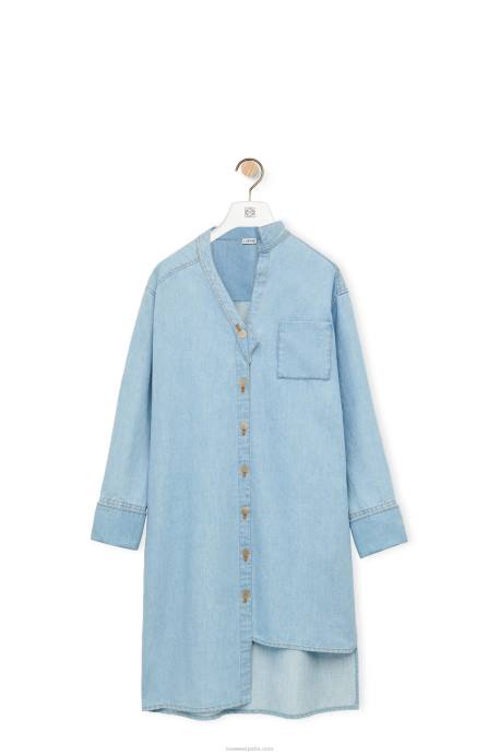 Loewe mujer vestido camisero asimétrico de denim de mezcla de algodón LP641094 mezclilla ligera